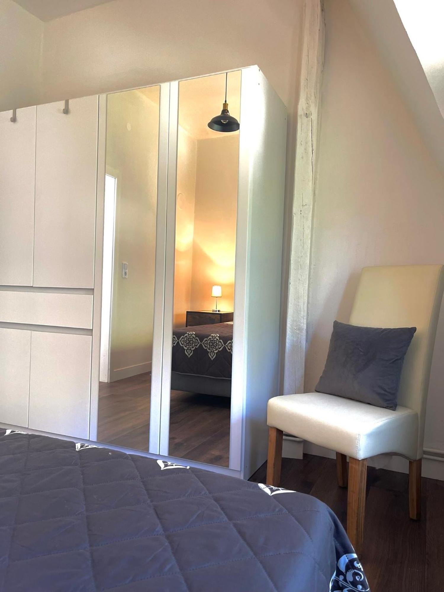 City Apartment, Ferienwohnung 3 Zkdb, Balkon, Dachgeschoss, Naehe Duesseldorf Крефельд Экстерьер фото